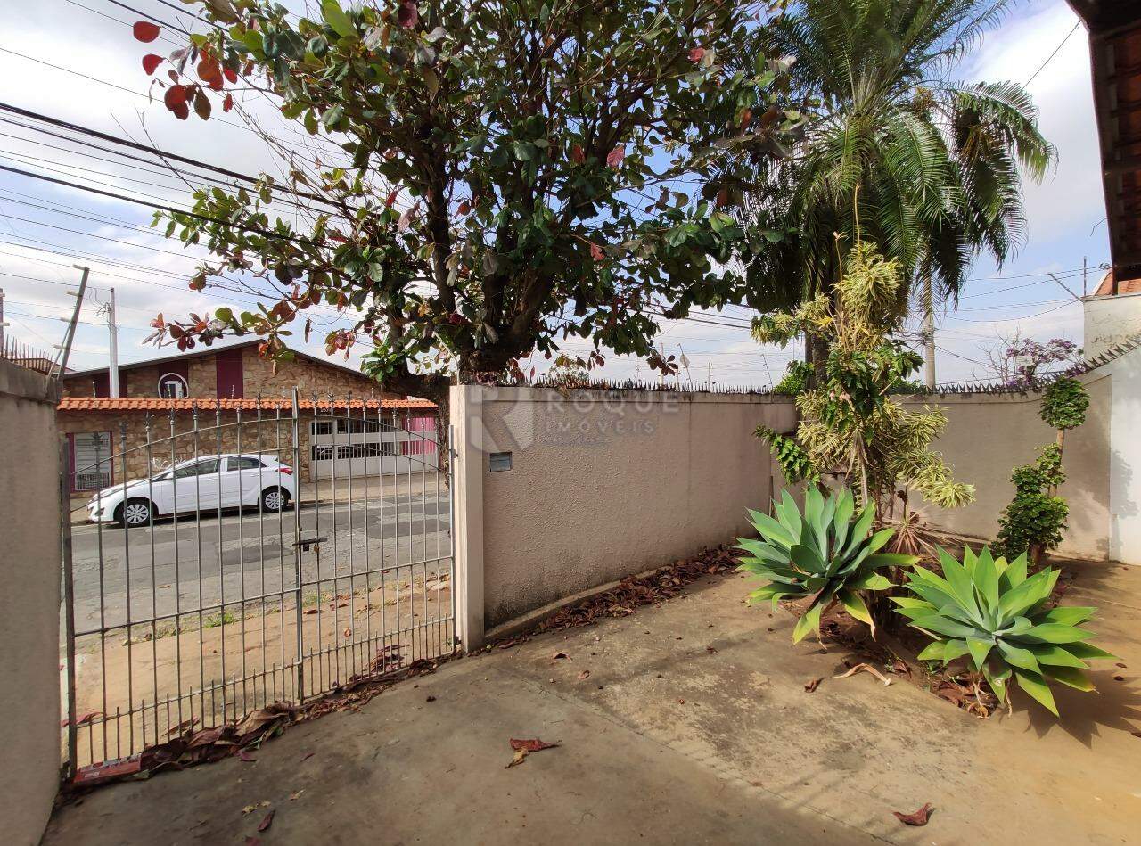 Casa Residencial para aluguel no bairro Jardim Santo André: Frente 