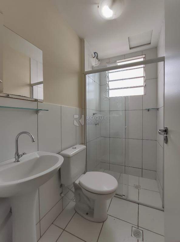Apartamento para aluguel no bairro Graminha: WC social 