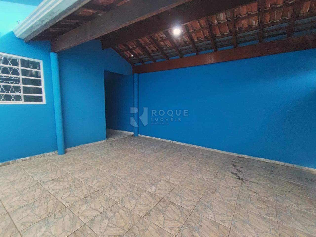 Casa Residencial para aluguel no bairro Jardim Ouro Verde: Garagem