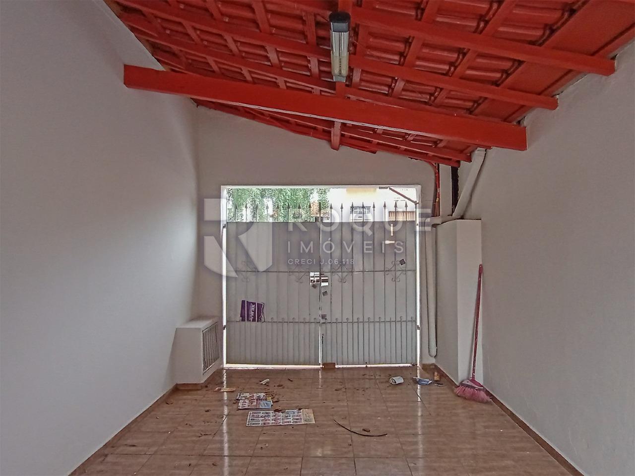 Casa Residencial para aluguel no bairro Vila Camargo: Garagem