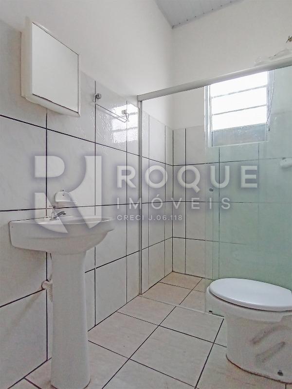 Casa Residencial para aluguel no bairro Vila Camargo: WC