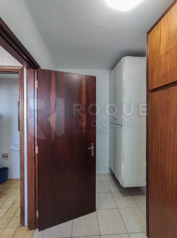 Apartamento para aluguel no bairro Centro: Dormitório 3 / Despensa