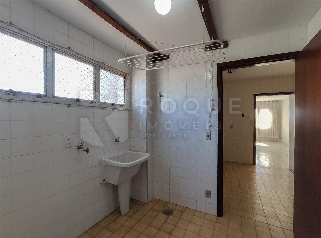 Apartamento para aluguel no bairro Centro: Área de Serviço