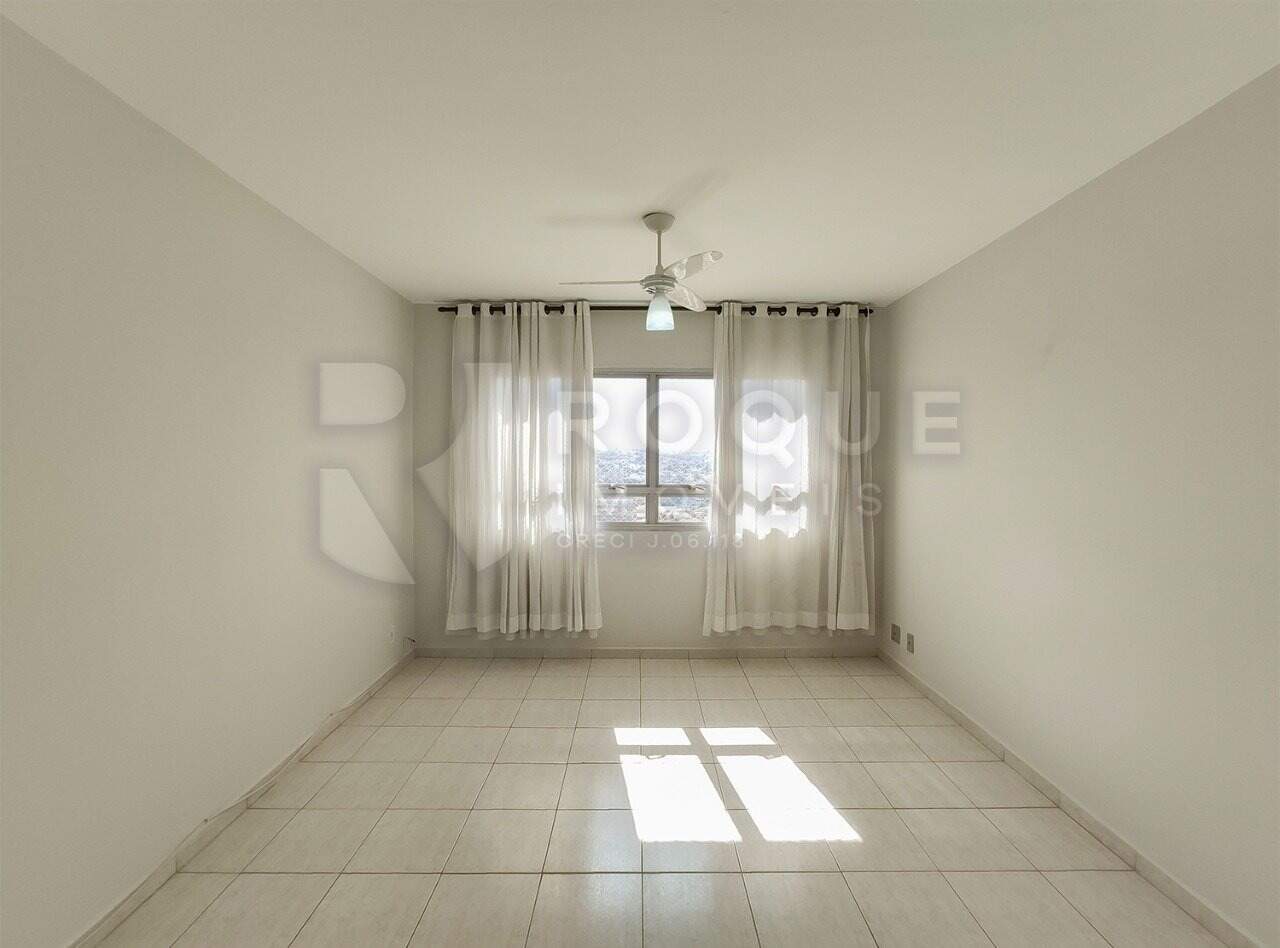 Apartamento para aluguel no bairro Centro: Sala