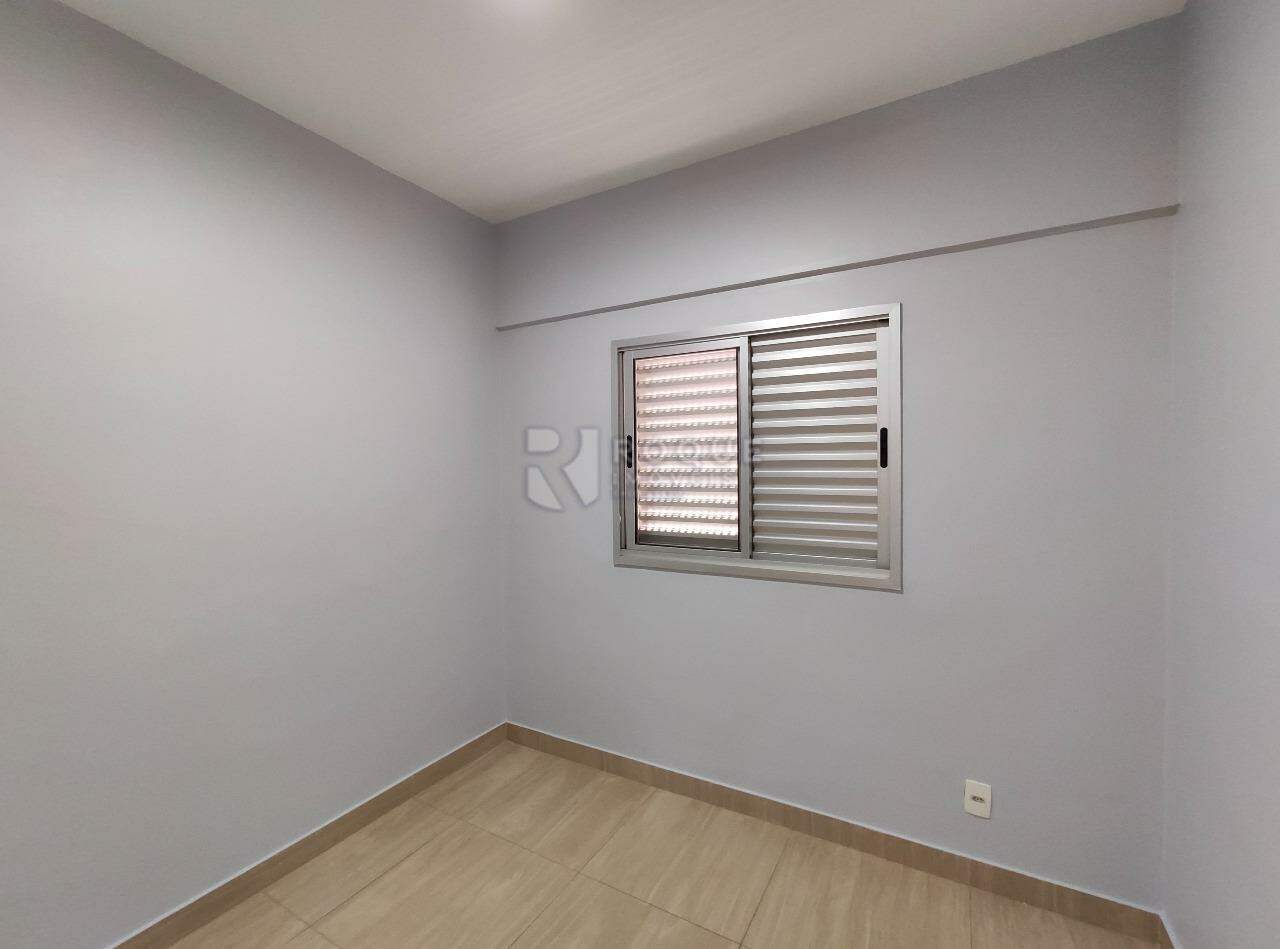 Apartamento para aluguel no bairro Chácaras Antonieta: Dormitório 2