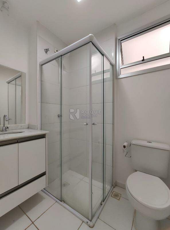 Apartamento para aluguel no bairro Chácaras Antonieta: WC social