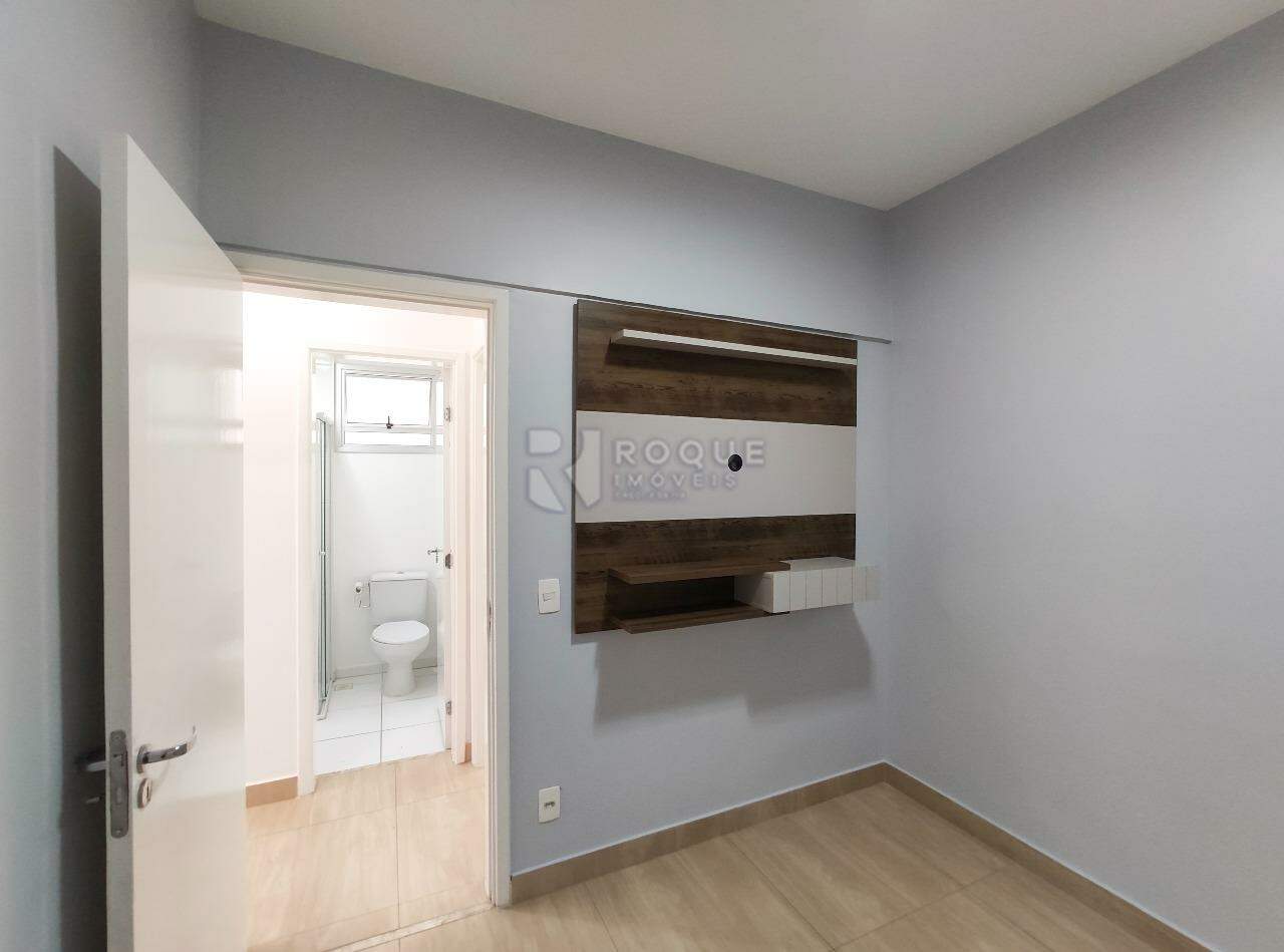Apartamento para aluguel no bairro Chácaras Antonieta: Dormitório 2