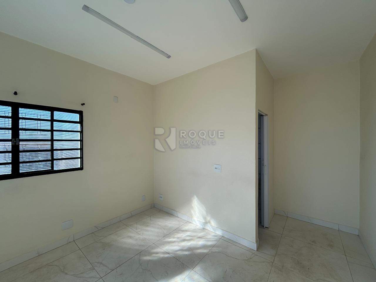 Barracão/Galpão para aluguel no bairro Jardim Adélia Cavicchia Grotta: Sala 1 segundo andar
