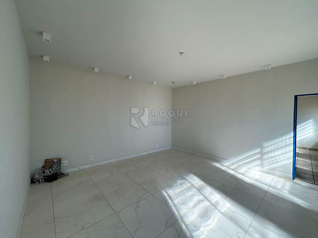 Barracão/Galpão para aluguel no bairro Jardim Adélia Cavicchia Grotta: Sala 3 segundo andar
