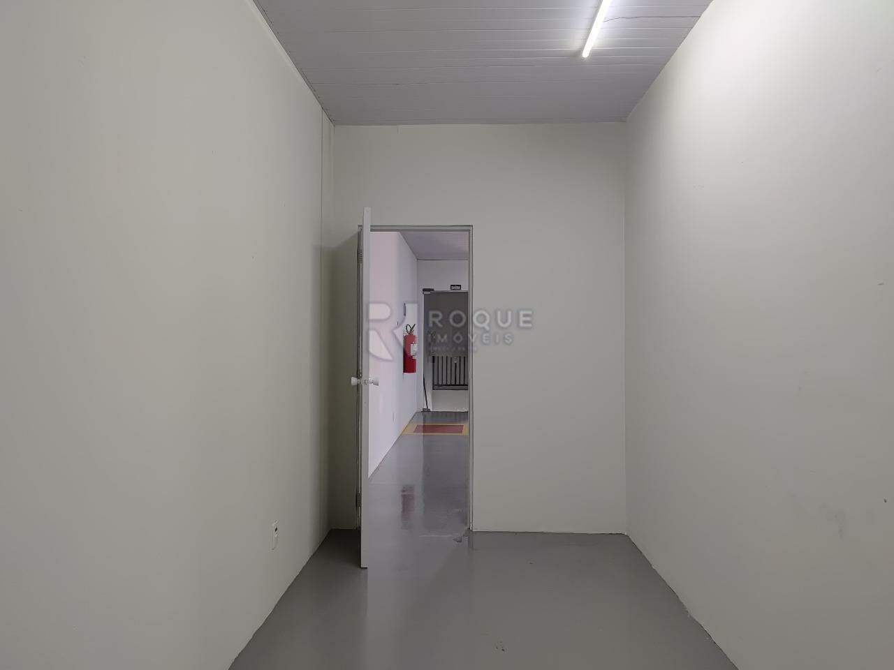 Barracão/Galpão para aluguel no bairro Jardim Porto Real II: Sala 05 superior