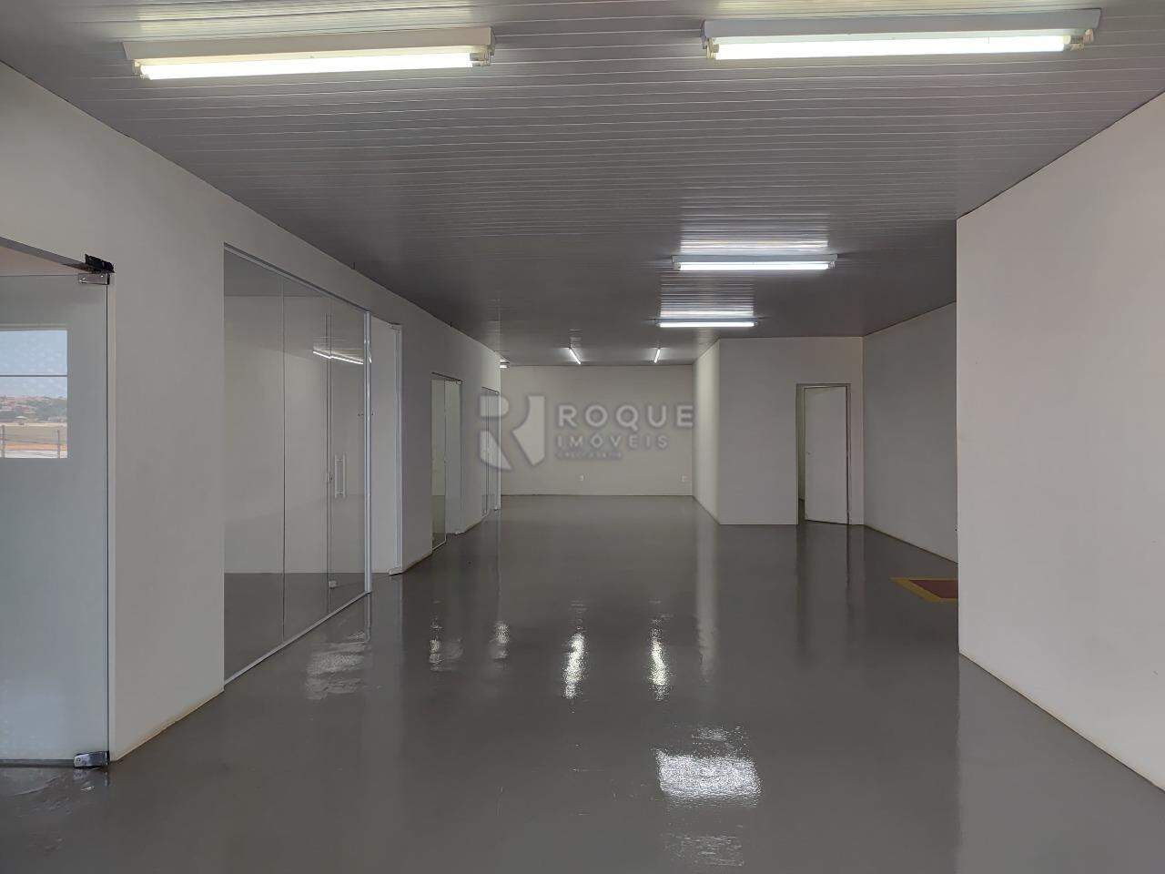 Barracão/Galpão para aluguel no bairro Jardim Porto Real II: Salão superior