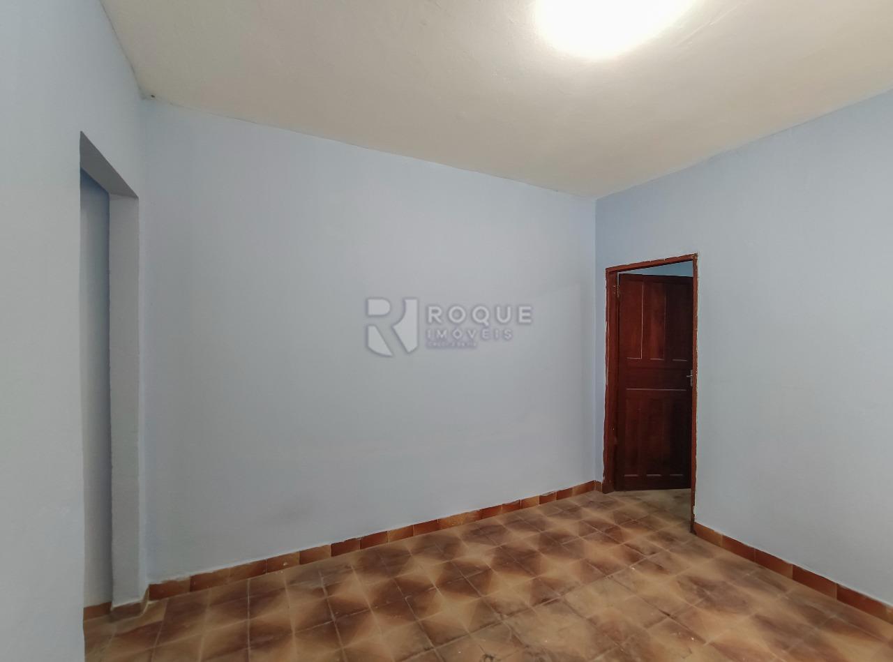 Casa Residencial para aluguel no bairro Parque Hippolyto: Sala