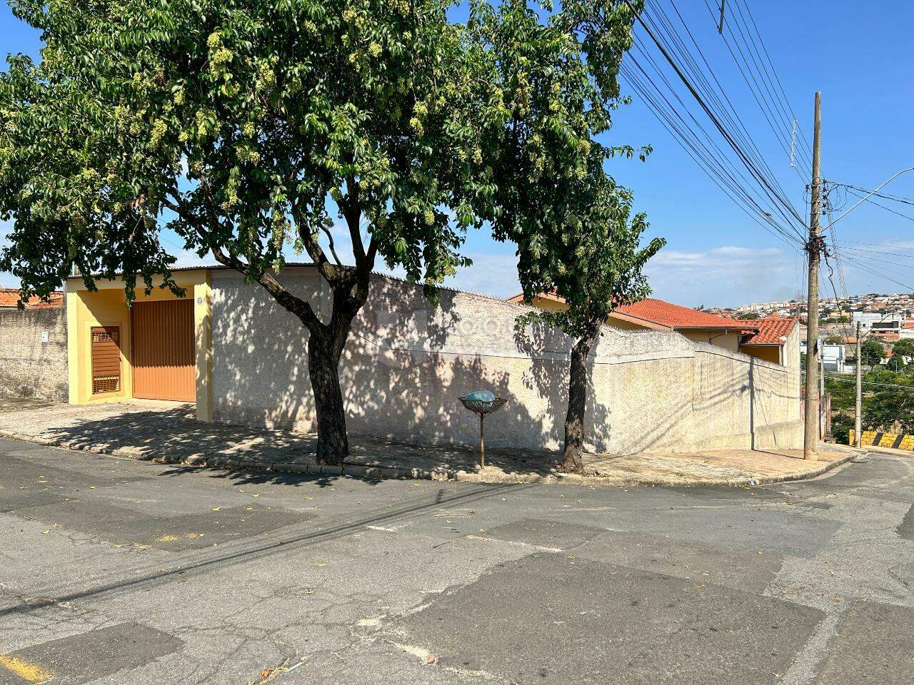Casa Residencial para aluguel no bairro Jardim São Manoel: Fachada 