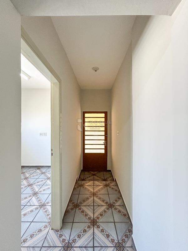 Casa Residencial para aluguel no bairro Jardim São Manoel: Hall 