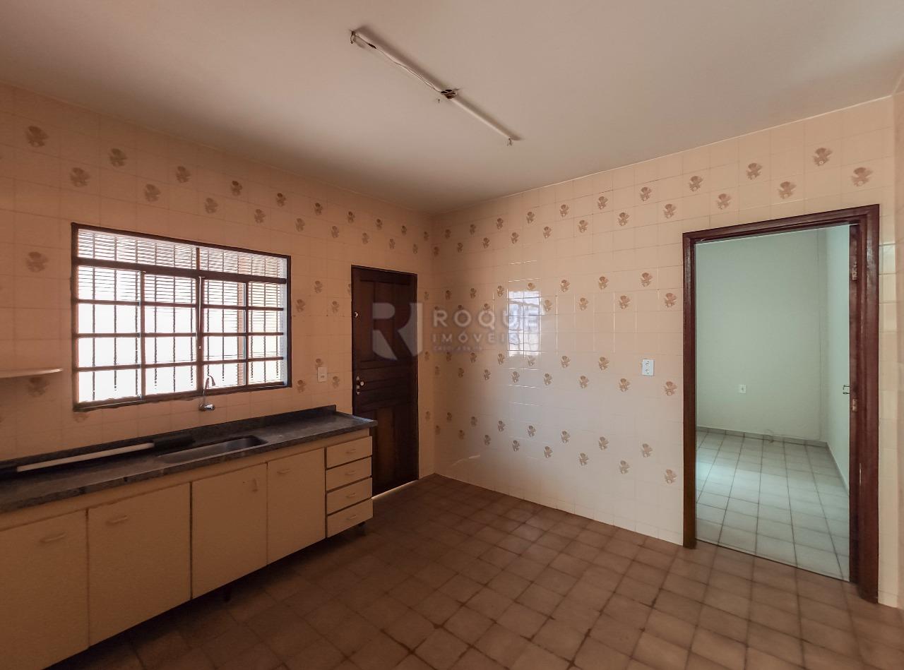 Casa Residencial para aluguel no bairro Jardim Maria Buchi Modeneis: Cozinha 