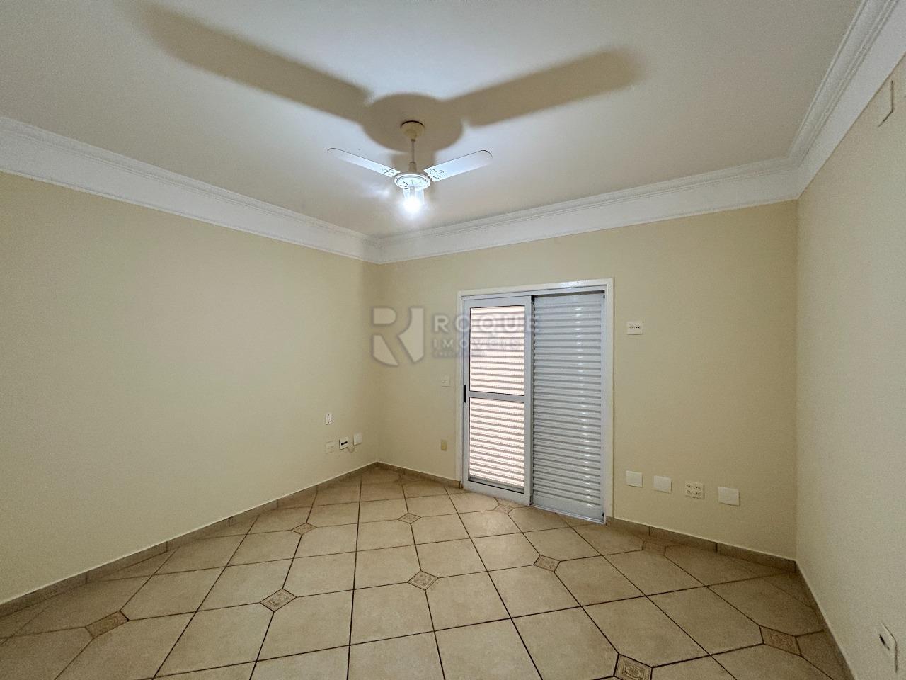 Casa em condomínio para aluguel no bairro Jardim Terras de Santa Elisa: Dormitório 3