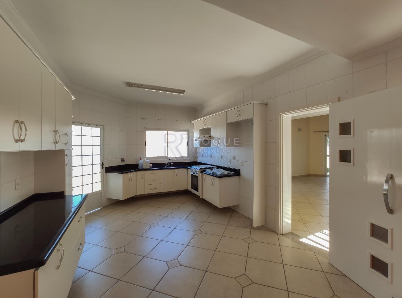 Casa em condomínio para aluguel no bairro Jardim Terras de Santa Elisa: Cozinha 