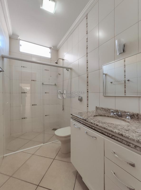 Casa em condomínio para aluguel no bairro Jardim Terras de Santa Elisa: WC social 