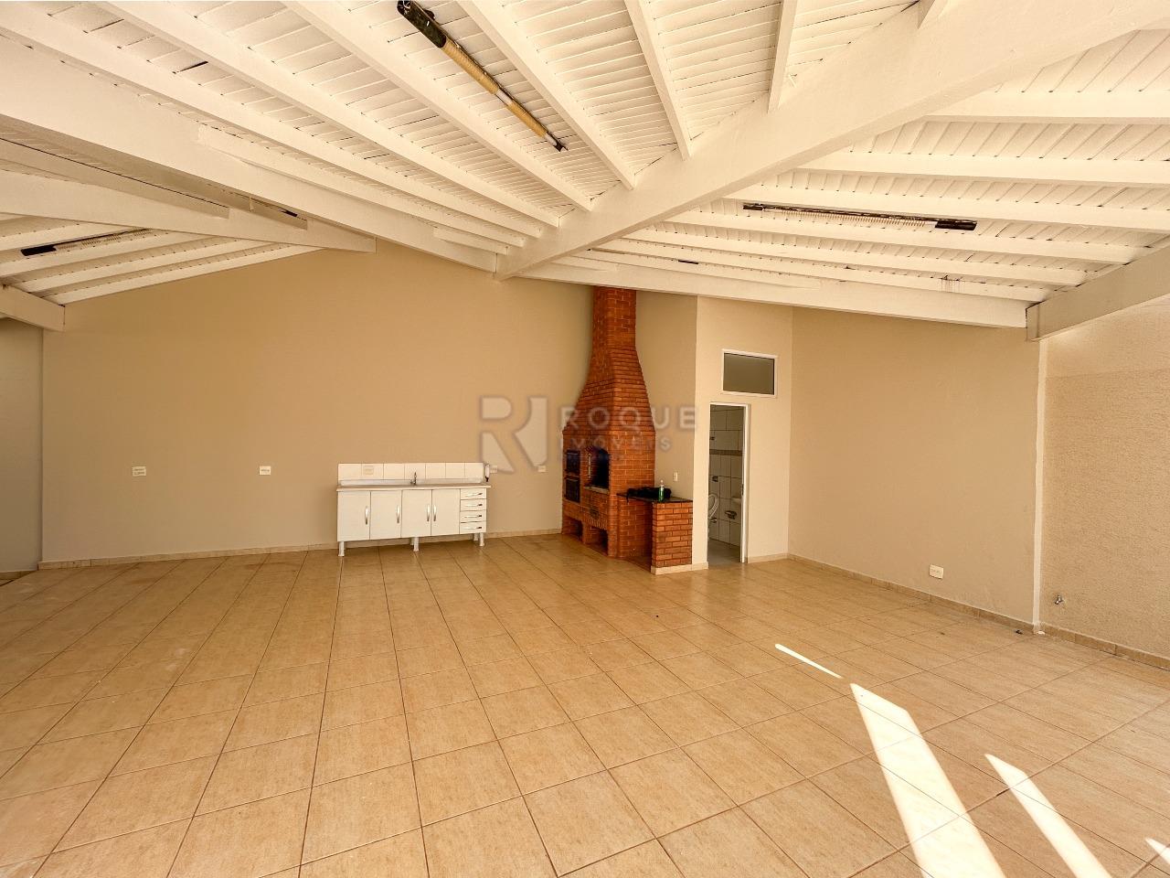 Casa em condomínio para aluguel no bairro Jardim Terras de Santa Elisa: Rancho fundo / churrasqueira 