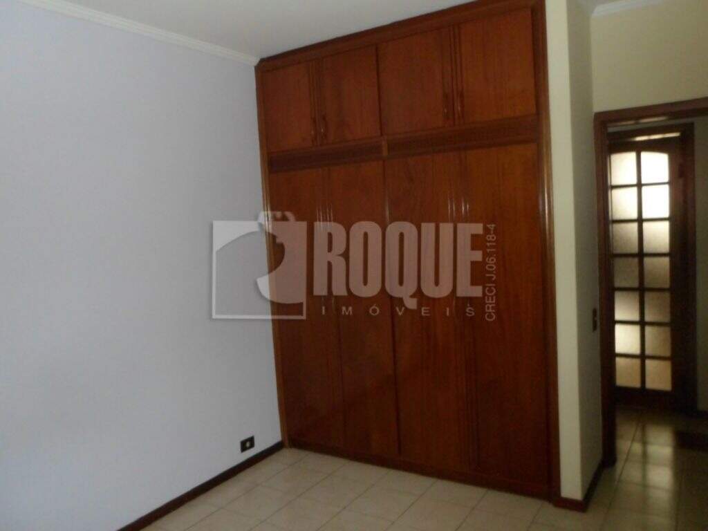 Casa em condomínio para aluguel no bairro Jardim Residencial Monsenhor Rossi: Dormitório 2
