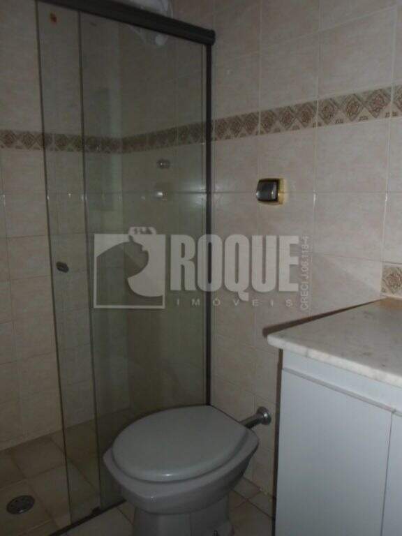 Casa em condomínio para aluguel no bairro Jardim Residencial Monsenhor Rossi: WC Social