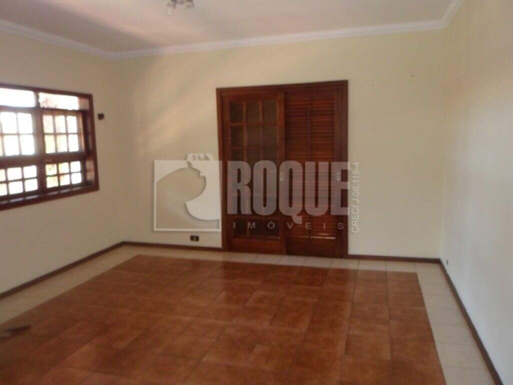 Casa em condomínio para aluguel no bairro Jardim Residencial Monsenhor Rossi: Sala