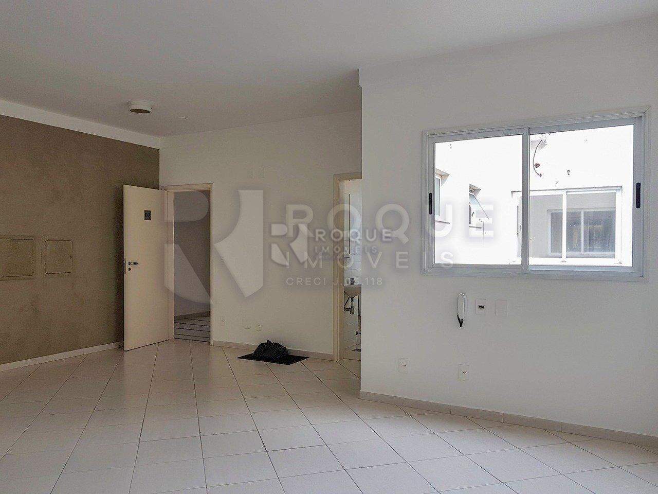 Salas/Conjuntos para aluguel no bairro Centro: Sala