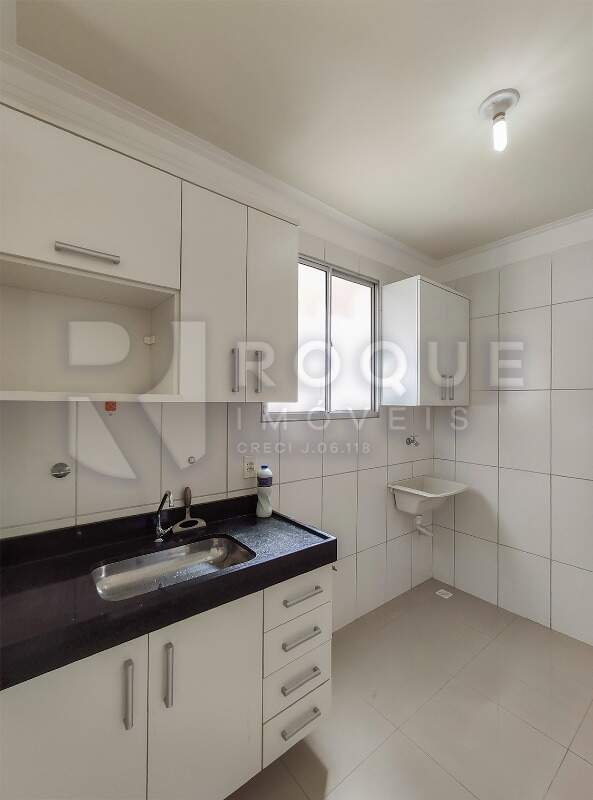 Apartamento para aluguel no bairro Graminha: Cozinha / Área de serviço 