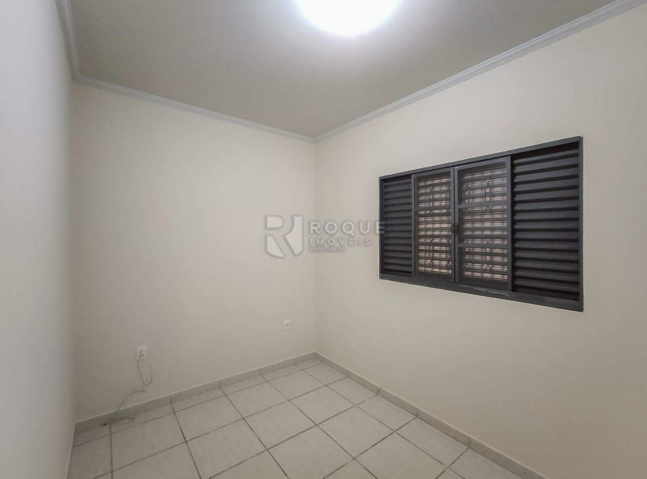 Casa Residencial para aluguel no bairro Jardim Ouro Verde: Dormitório 1