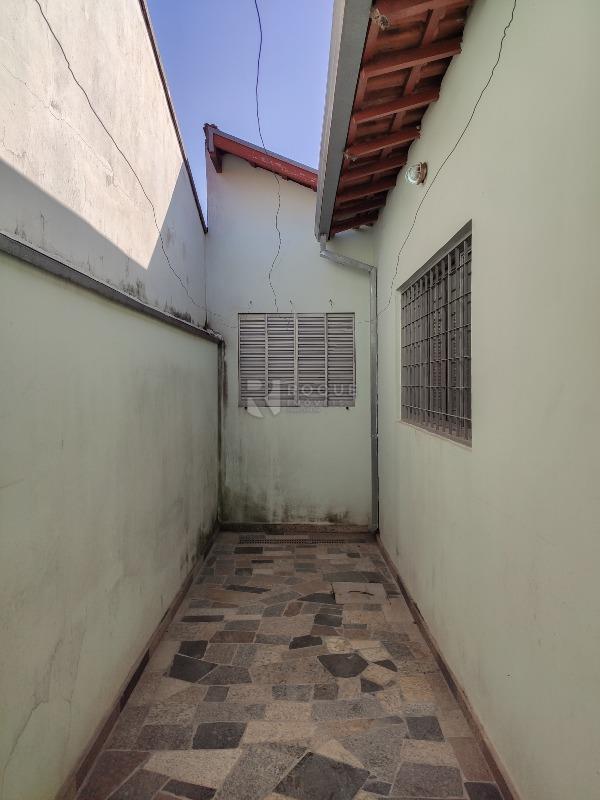 Casa Residencial para aluguel no bairro Parque Residencial Anavec: Corredor 