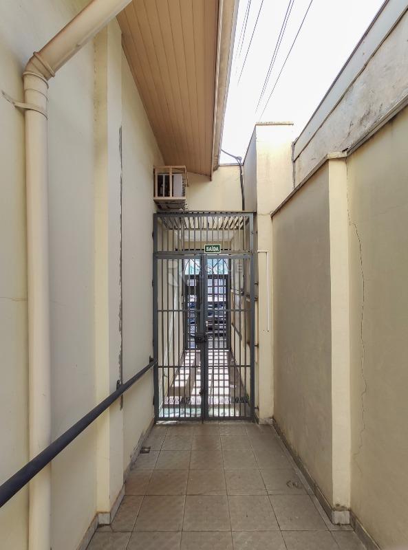 Salas/Conjuntos para aluguel no bairro Centro: Corredor de acesso 