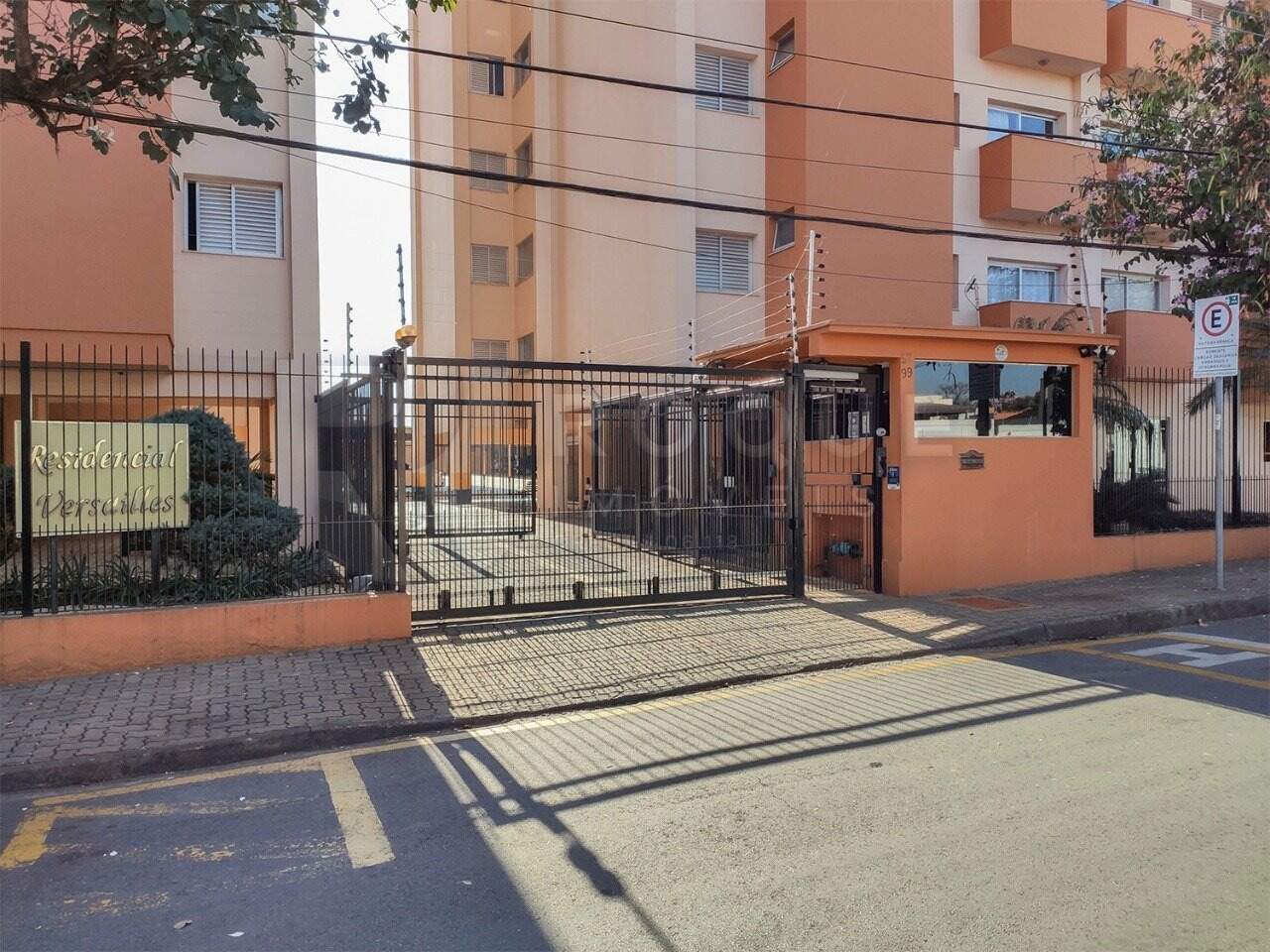 Apartamento para aluguel no bairro Vila Gioto: Fachada 