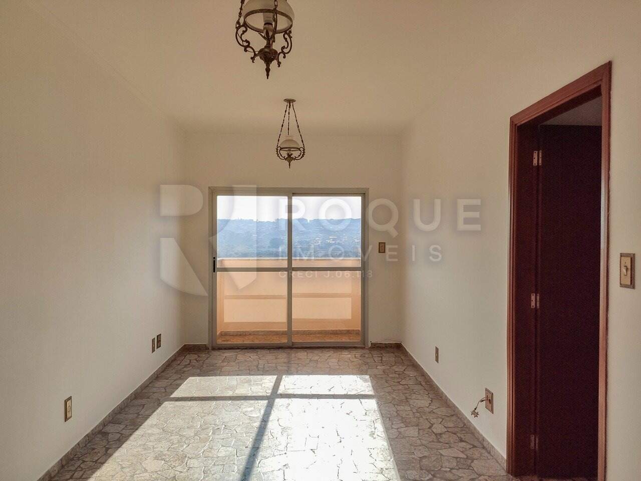 Apartamento para aluguel no bairro Vila Gioto: Sala 