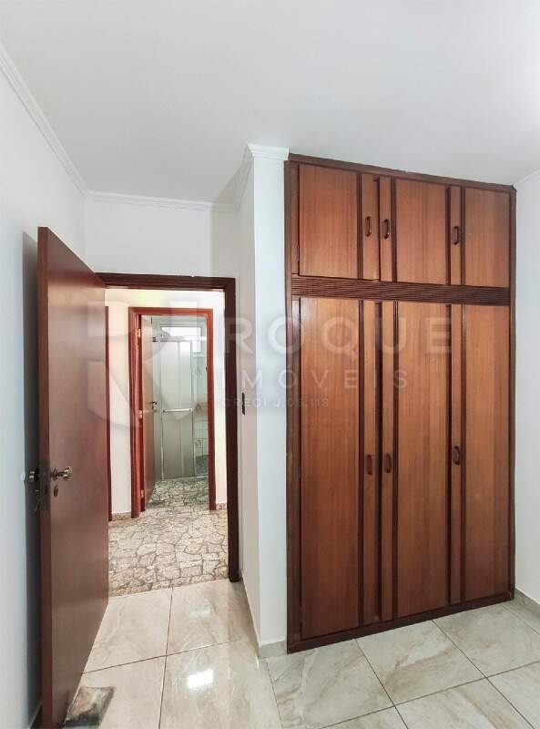 Apartamento para aluguel no bairro Vila Gioto: Dormitório 3