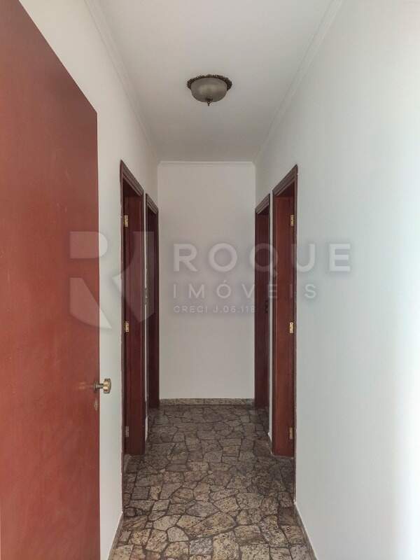 Apartamento para aluguel no bairro Vila Gioto: Hall 