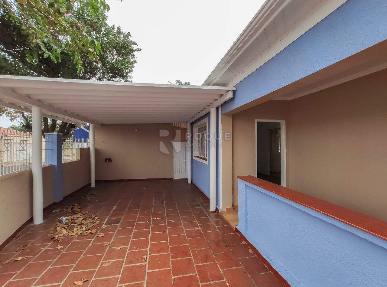 Casa Residencial para aluguel no bairro Vila Cristovam: Frente 