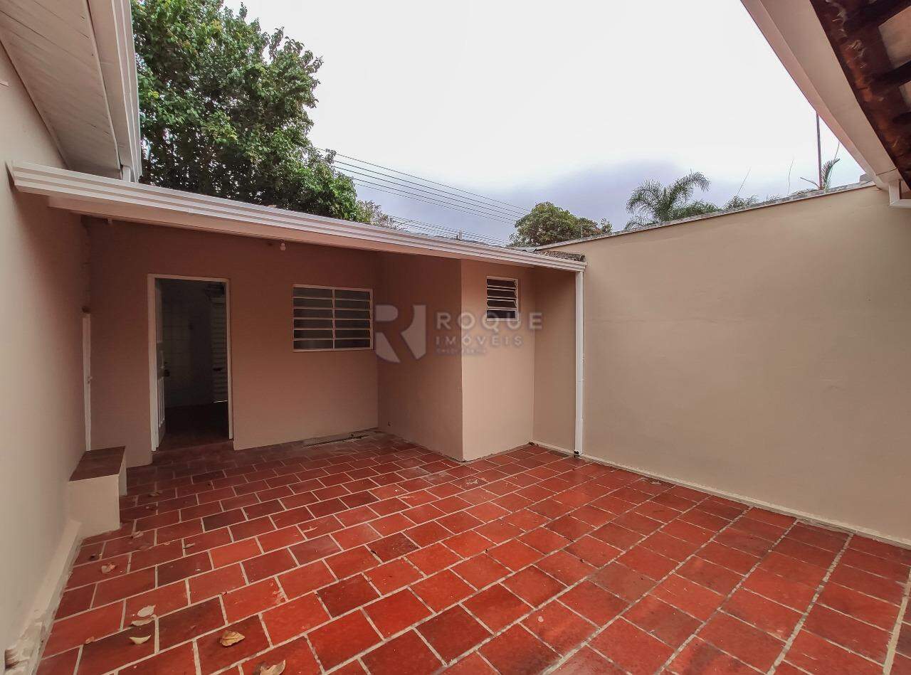 Casa Residencial para aluguel no bairro Vila Cristovam: Área externa 