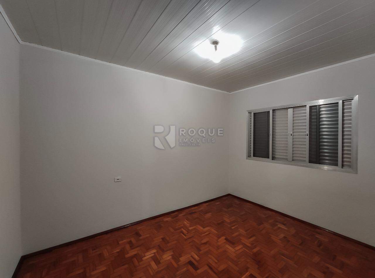 Casa Residencial para aluguel no bairro Vila Cristovam: Dormitório 2