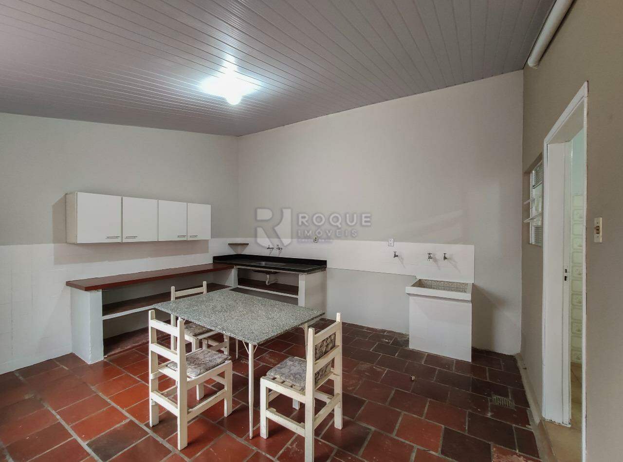 Casa Residencial para aluguel no bairro Vila Cristovam: Cozinha 