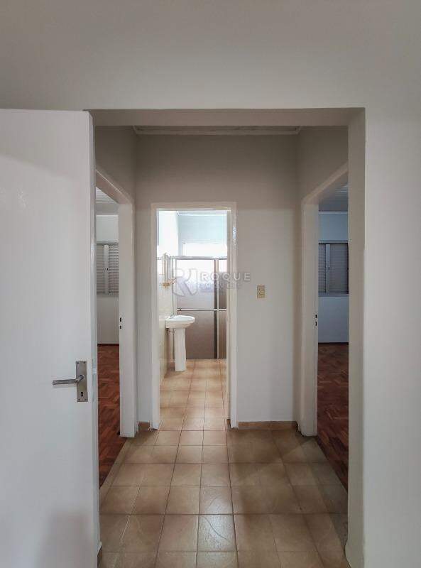 Casa Residencial para aluguel no bairro Vila Cristovam: Hall 