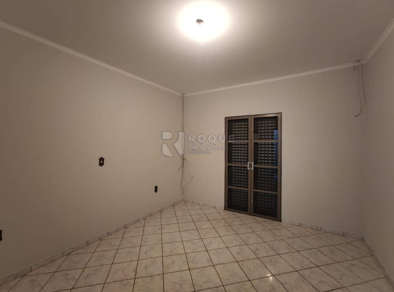Casa Residencial para aluguel no bairro Parque Residencial Anavec: Dormitório 2 suíte 