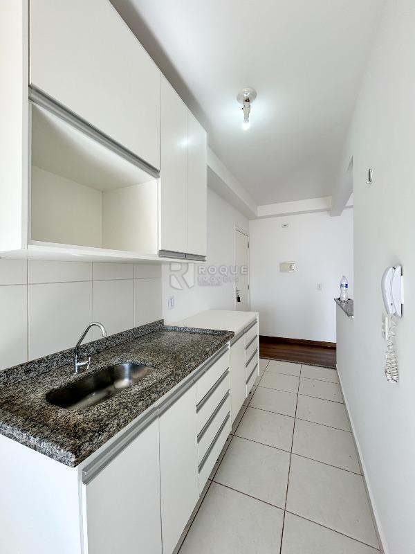 Apartamento para aluguel no bairro Jardim Esmeralda: Cozinha 