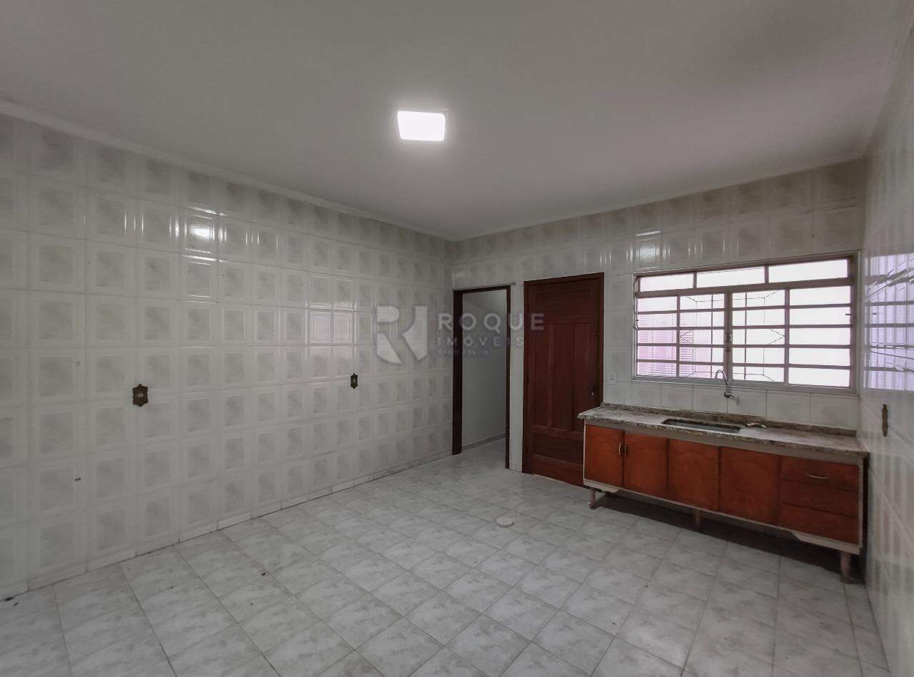 Casa Residencial para aluguel no bairro Jardim da Graminha: Cozinha 