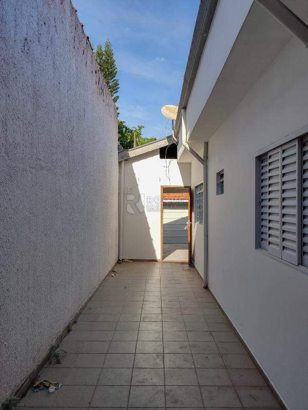 Casa Residencial para aluguel no bairro Jardim da Graminha: Corredor 