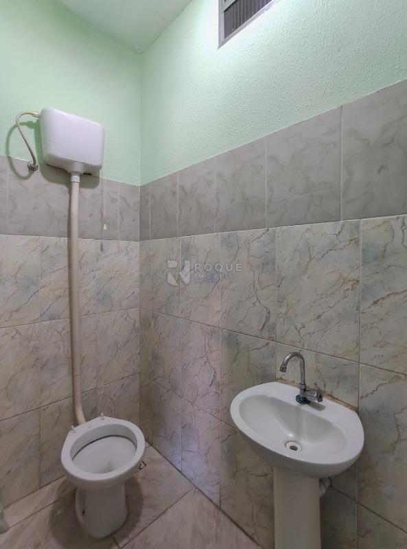 Salão para aluguel no bairro Vila Teixeira Marques: WC social 