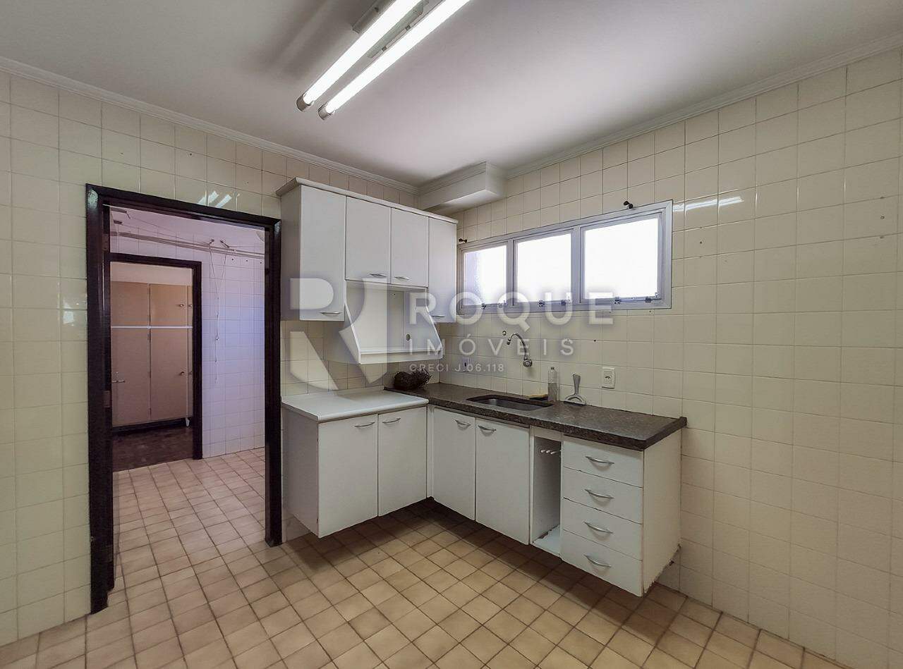 Apartamento para aluguel no bairro Centro: Cozinha 