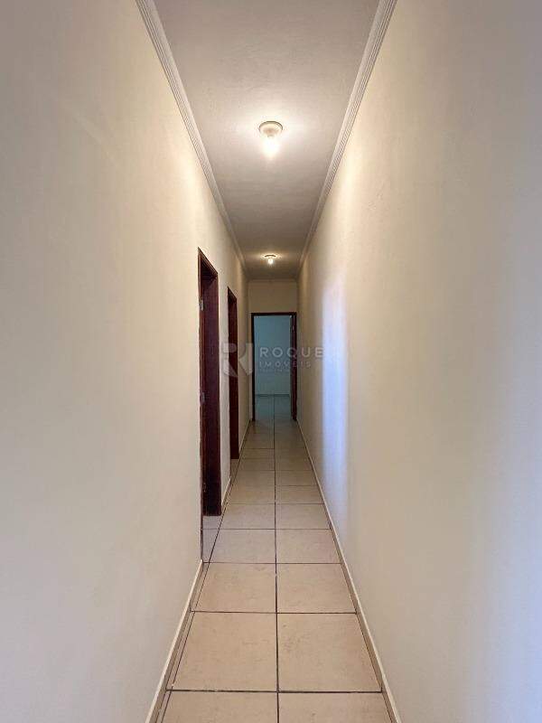 Casa Residencial para aluguel no bairro Jardim Ouro Verde: Hall