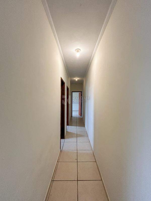 Casa Residencial para aluguel no bairro Jardim Ouro Verde: Hall