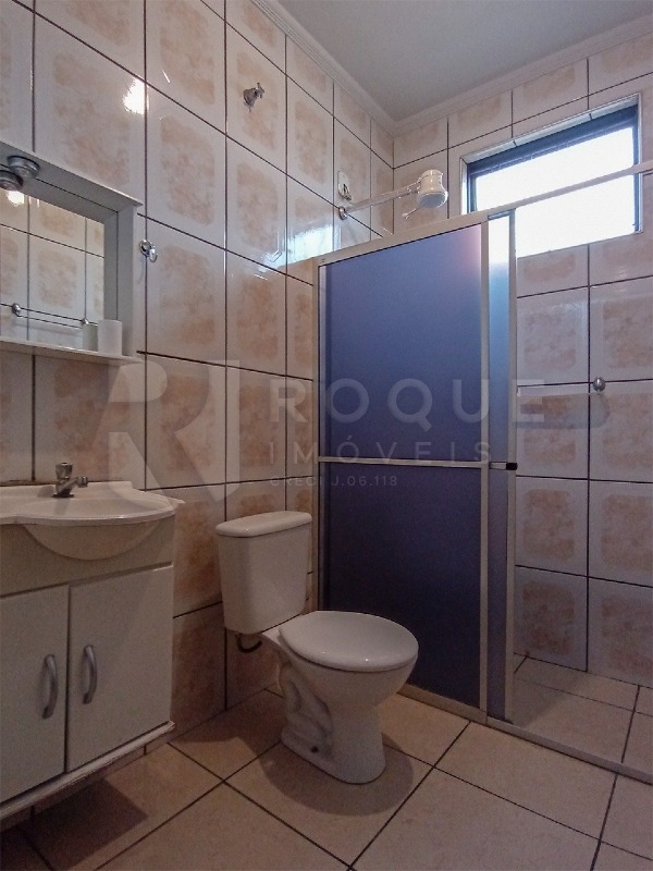 Casa Residencial para aluguel no bairro Jardim Ouro Verde: WC social 