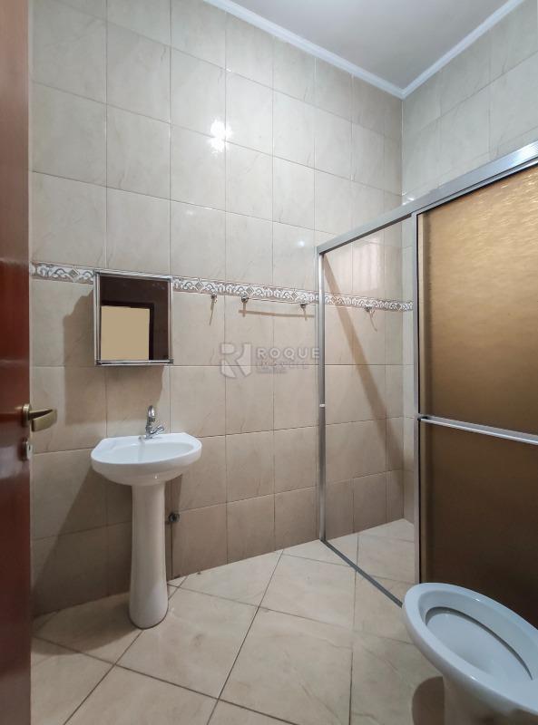 Casa Residencial para aluguel no bairro Vila Santa Rosália: WC social 2